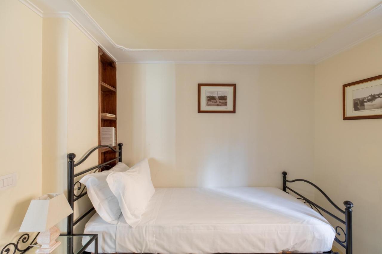 Ferienwohnung Iflat Campo De Fiori Cozy Flat Rom Exterior foto